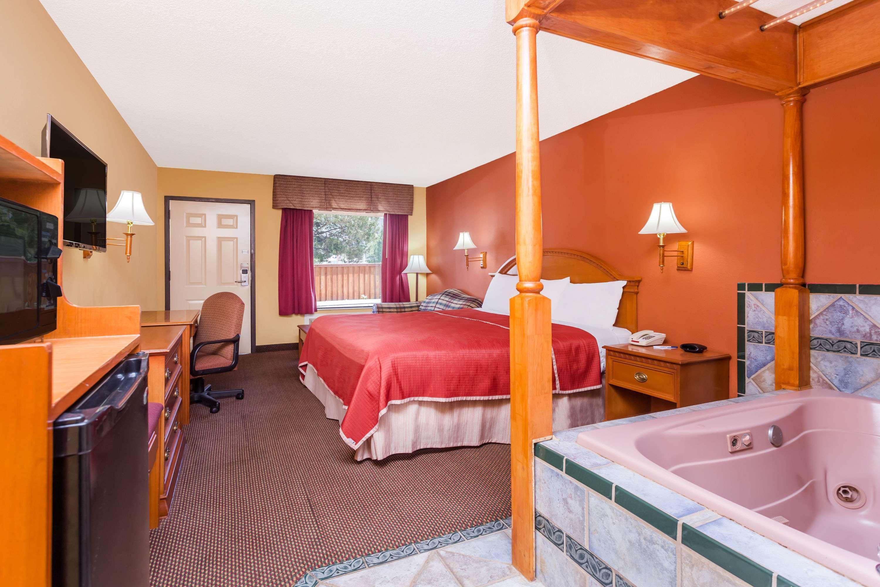 Motel Travelodge By Wyndham Chattanooga/hamilton Place 2*