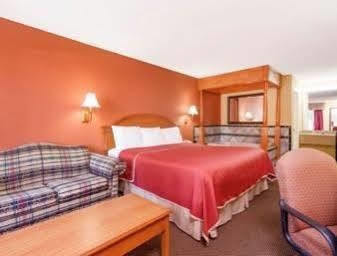 Motel Travelodge By Wyndham Chattanooga/hamilton Place 2*